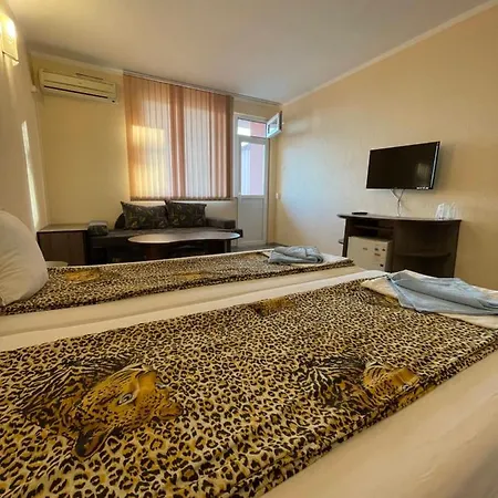 Kita - Rooms With Sea View